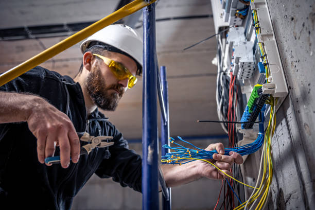 Best Emergency Electrical Repair  in Independent Hill, VA